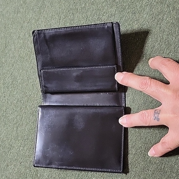 Prada Wallet - Picture 12 of 15